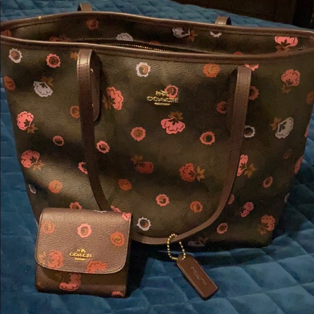 Coach tote & matching wallet.